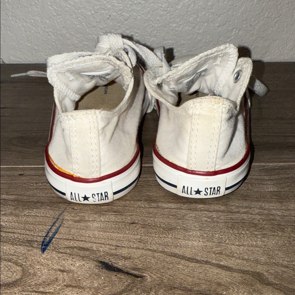 Toddler - Picture 4 of 6